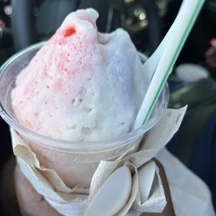 Orchid cream vanilla and Grandma's nectar cream with extra cream added.