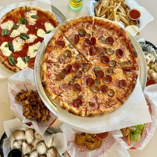 Cheesy Jackpot Fries The New Yorker Pizza Margherita Pizza Garlic Knots