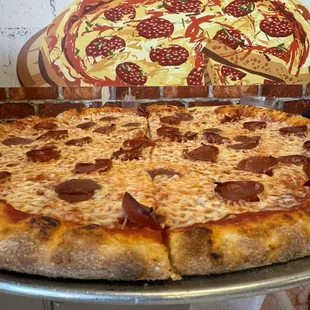 Large Pepperoni Pizza