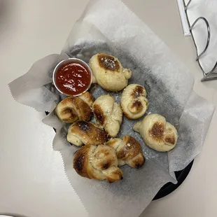 Garlic Knots