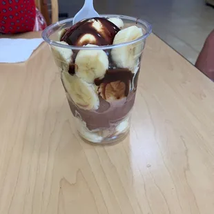 Custom sundae