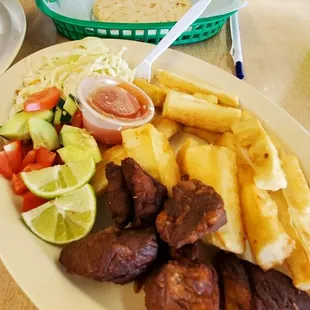 Casita Salvadoreña Restaurant