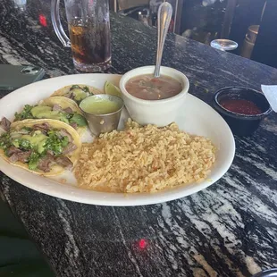 Tres amigos