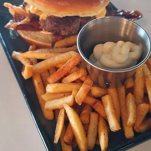 Burger Week " Special Burger