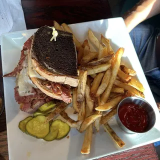 Smoked Pastrami Reuben