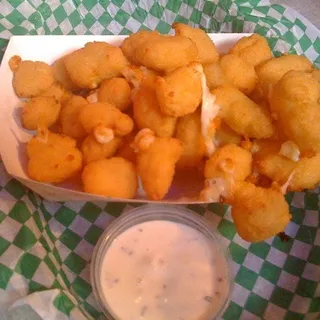 Homemade Wisconsin Cheese Curds