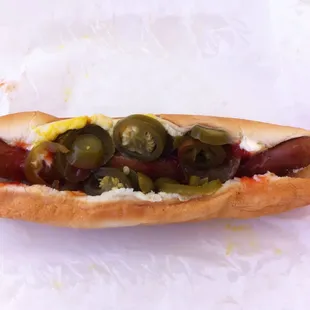 Hot Link ($5.06) w/ Jalapeños ($0.40), Mayo, Mustard, and Ketchup - 4 Stars