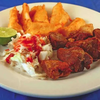 Yucca con Chicharron