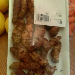 Finally!  A store that sells tumeric root.