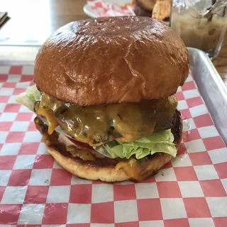 1/3 lb Cheeseburger(Cassell's Classic)