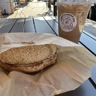 Signature Sweet Butter Cream Cheese Tub (8 oz)