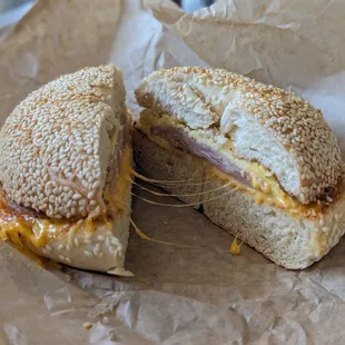 Bagel sandwich