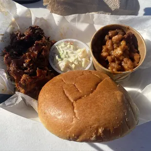 Pulled pork sandwich