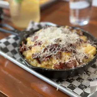Skillet Mac with bacon!