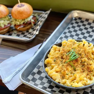 Lockeford sausage sliders and Mac n cheese