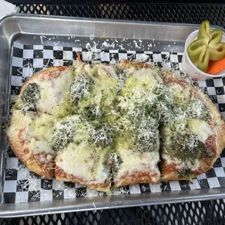 KINDA CAPRESE PIZZA - DINNER ONLY