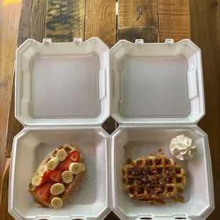 Sticky Bun Waffle Deluxe Waffle without Nutella