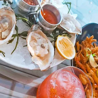 CHILLED OYSTERS