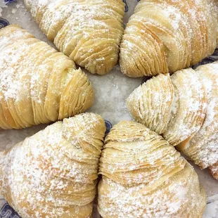 Sfogliatella