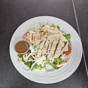 Greek salad with chicken