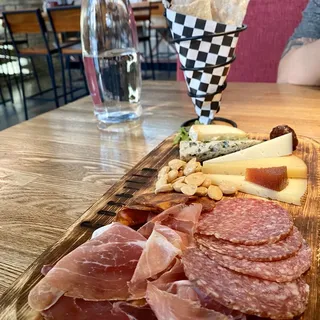 SPANISH CURED MEAT & CHEESE