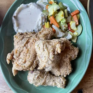 Slow cooked Fried Chicken plate.
