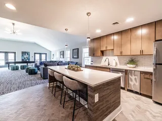 Governor Square Apartments