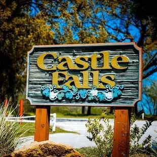 Castle Falls Sign
