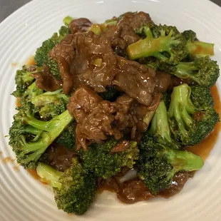 Beef with broccoli