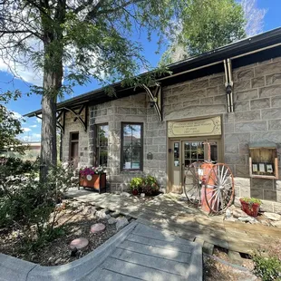 Front entrance to the museum.  Admission is FREE but they accept donations!