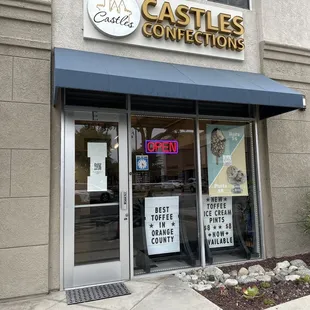 Entrance to establishment