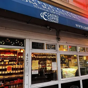 the outside of a coffee shop