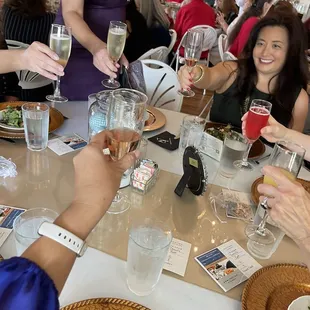 Champagne drinks and toast for brunch at Christmas at Caswell House