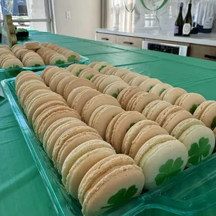 Vanilla flavored macarons