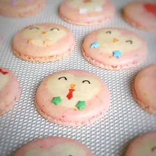Penguin shaped Lychee macarons