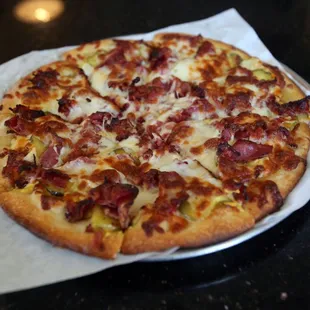 Pastrami Pizza