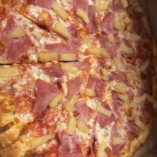 Pineapple and ham Giant Pizza