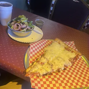Lunch meal w/salad fountain drink