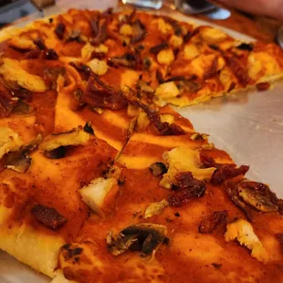 Pizza without cheese. Really good. We dipped into the BBQ sauce, recommend, and request it.