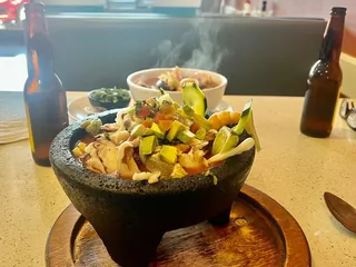 Mariscos El Pulpo Sports Bar & Grill