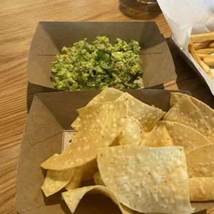 S.A.L.T. - guacamole and chips