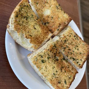 Garlic bread. Wish they served it free.