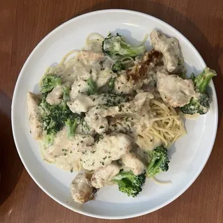 Chicken Alfredo Dinner