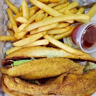Fried or grilled Catfish Poboy