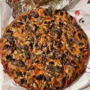 Cheese, sausage, mushroom and anchovy