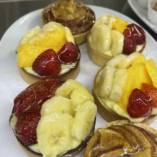 dough desserts, food, donuts