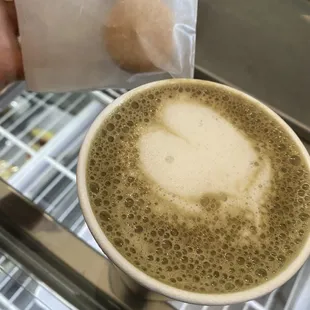 Thin Mint Latte sz medium &amp; a caramel macaron