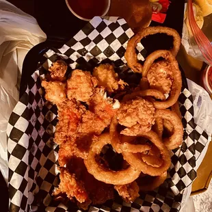 Seafood mix shrimp, catfish, flounder, and onion rings