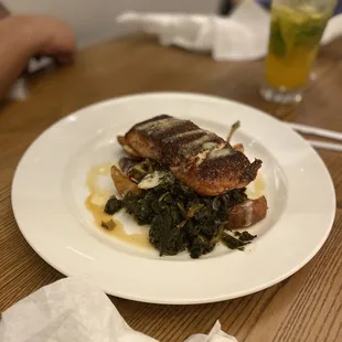 Salmon dish with kale and potatoes