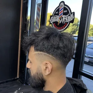 Mid-fade and beard lineup